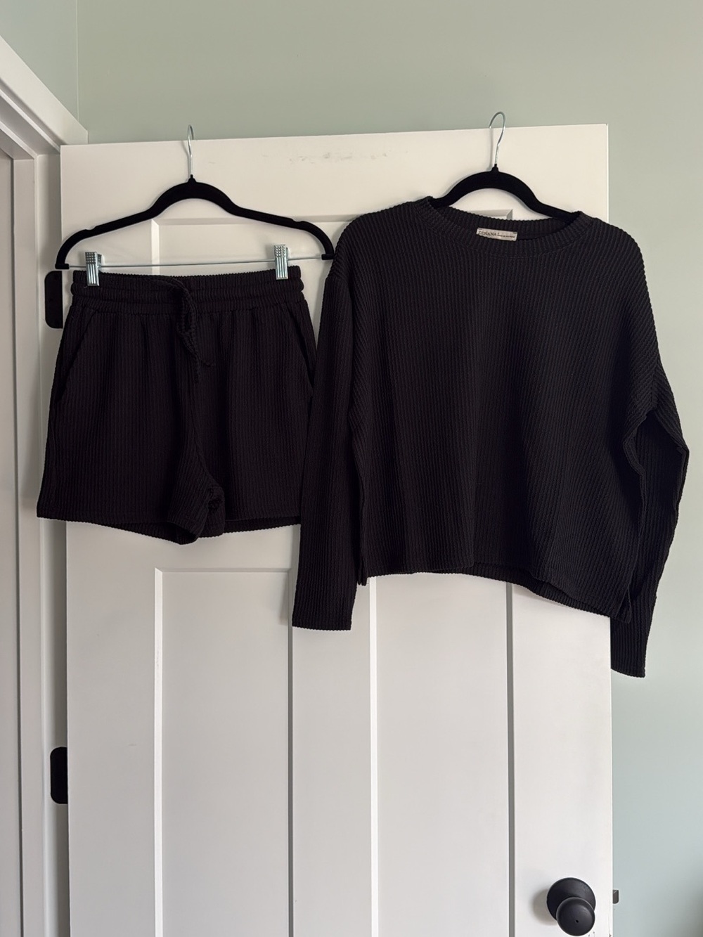 Zenana Knit Long Sleeve Shorts Set in Black Sizes SM & LG
